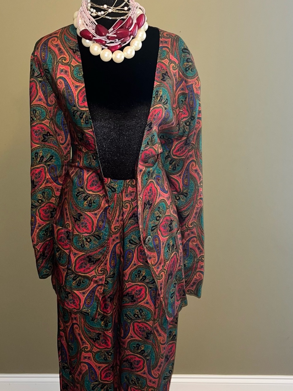 Paisley Open-Front Blazer in Pink & Teal High Waisted Pants